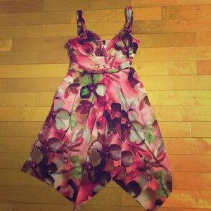 Asymmetrical dress size Small